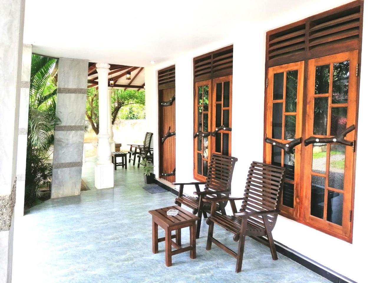 Induwara Safari Resort Uda Walawe Extérieur photo